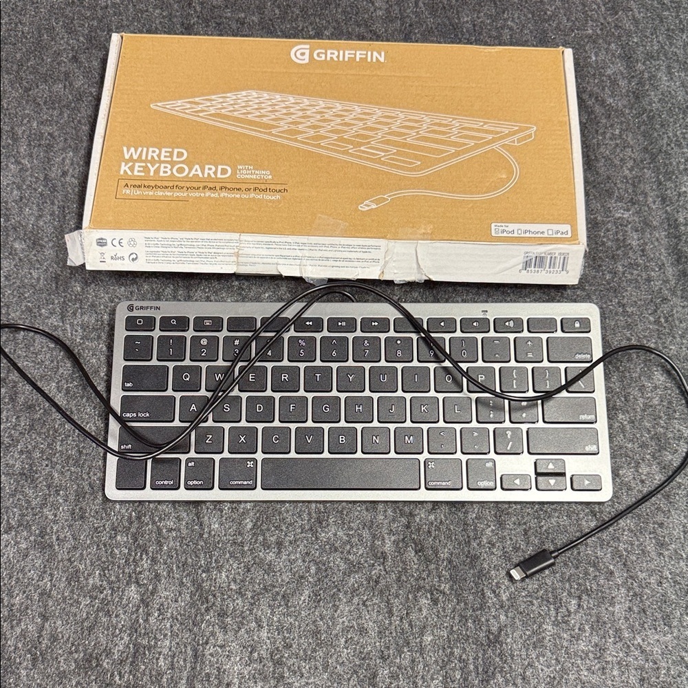 Wired Keyboard - Black and Gray